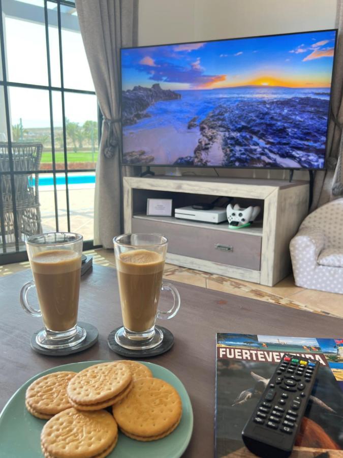 Villa Eva - New To The Market, Fully Refurbished Licensed Villa - Private Pool Caleta De Fuste Zewnętrze zdjęcie