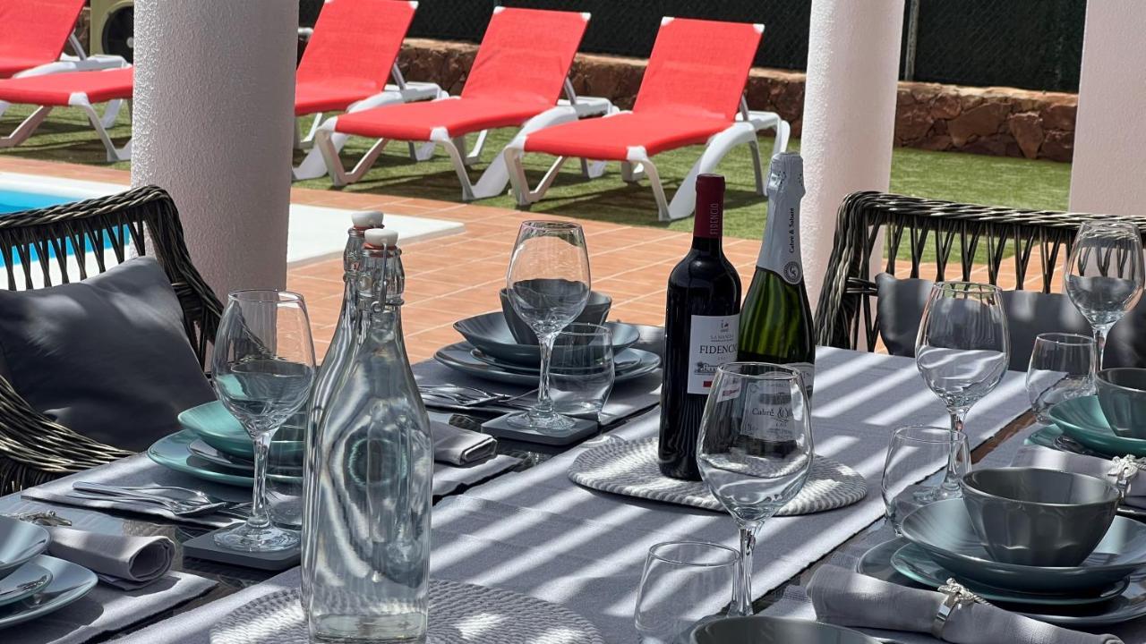 Villa Eva - New To The Market, Fully Refurbished Licensed Villa - Private Pool Caleta De Fuste Zewnętrze zdjęcie
